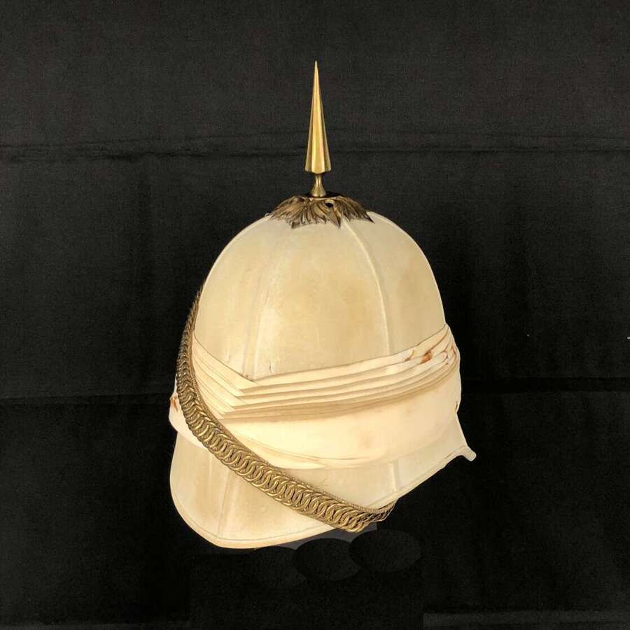 Victorian Indian Army Officer&rsquo;s White Foreign Service Helmet.