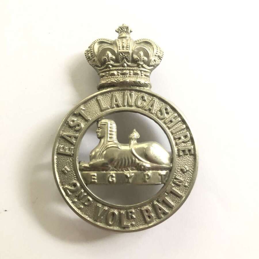 2nd (Burnley) VB East Lancashire Regiment Victorian glengarry badge c. 1889-96